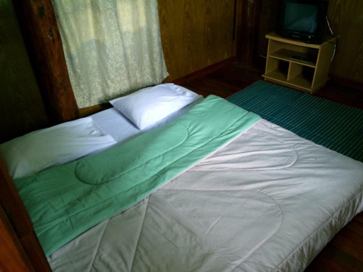 มนต์เมืองแจ่ม Hotel Mae Chaem Bagian luar foto