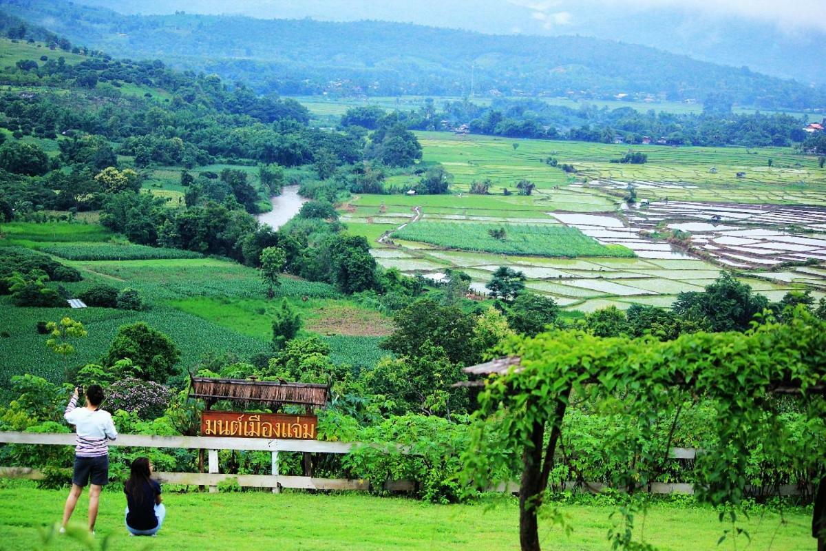 มนต์เมืองแจ่ม Hotel Mae Chaem Bagian luar foto