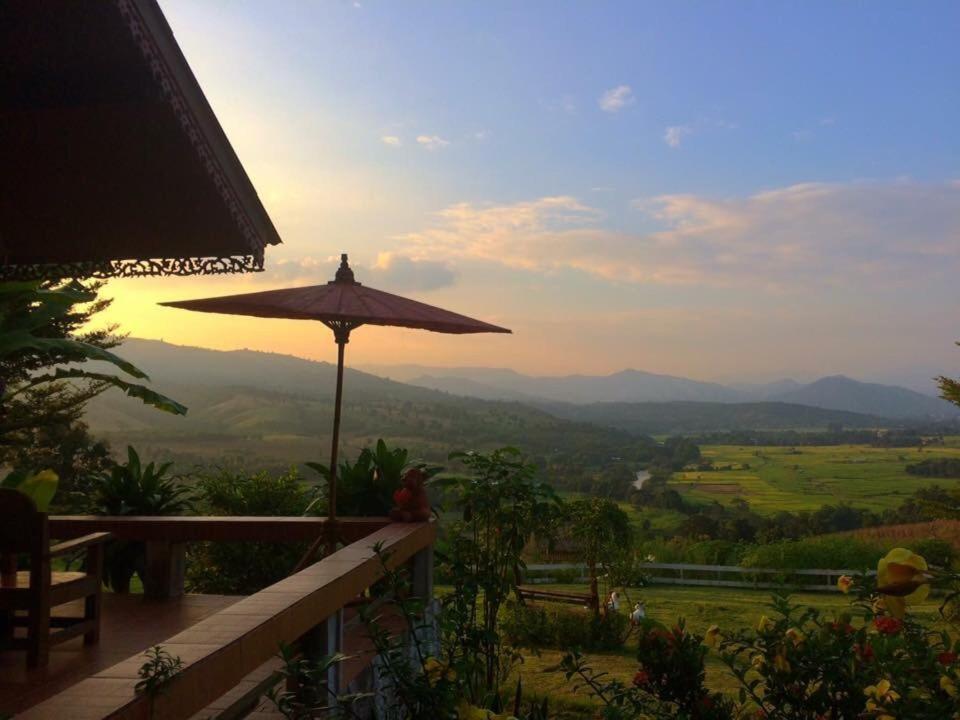 มนต์เมืองแจ่ม Hotel Mae Chaem Bagian luar foto